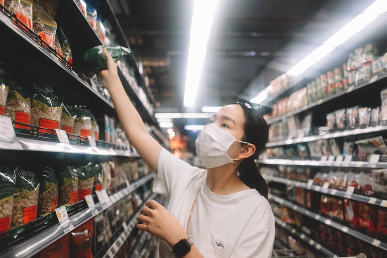 asian-woman-shopping-for-food-in-supermarket-2026-03-16-22-58-07-utc
