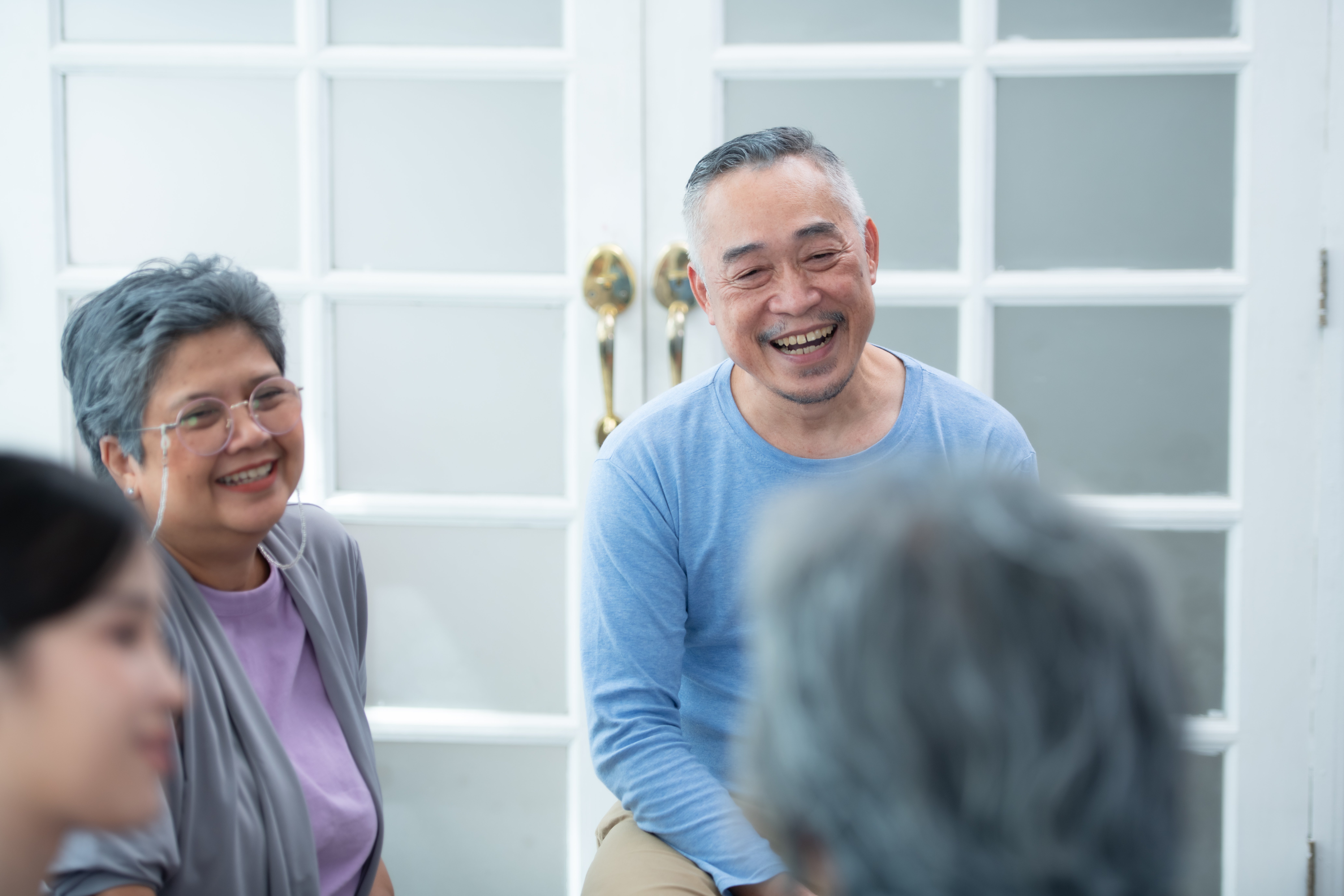 old-people-s-companions-to-unwind-during-the-weeke-2026-01-07-06-39-25-utc